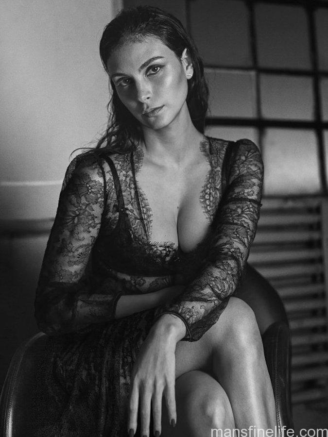 Gorgeous Lady of the Week – Morena Baccarin | Man's Fine Life